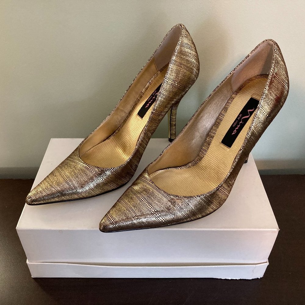 Nina Gold Heels (Size 7.5)